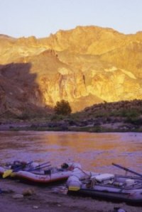 004UTGreenRiverRaftsSunset