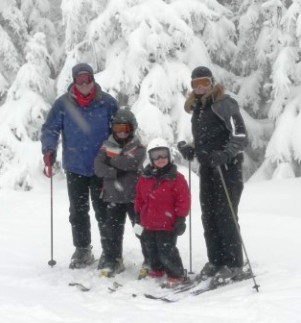 Canaan Resort cross country skiers