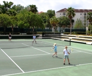 214FLKissFamilyTennis