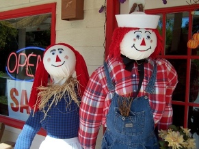 321TXScarecrows