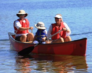 Kingsley Pines canoe family