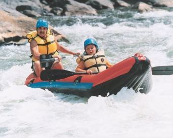 ACE Adventure Resort Family Fun Kayaking the New River.