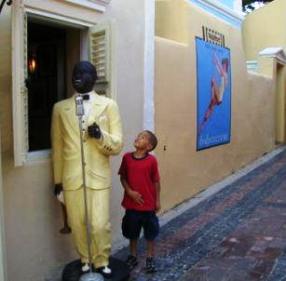 Curacao Kid Statue