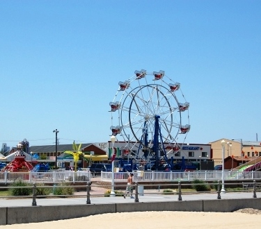 Virginia Beach Ferris Wheel