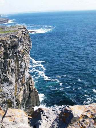 Cliffs of Moher Looking south along the edge