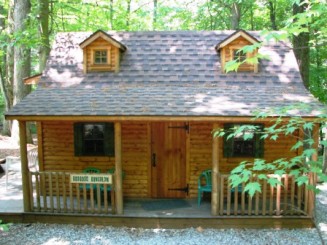Jellystone Camping Resort Cabin at Mill Run