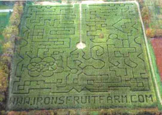 Iron's Fruit Farm Ohio Corn Maze