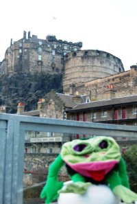 Edinburgh Castle Balcony View Short Stay Rental