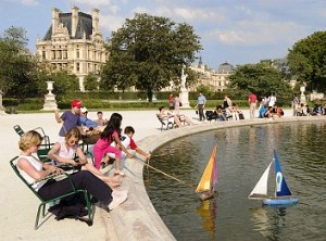 Jardin de Tuleries in Paris by David LeFranc