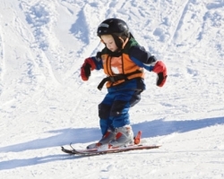 Smuggs759TykeSkiing